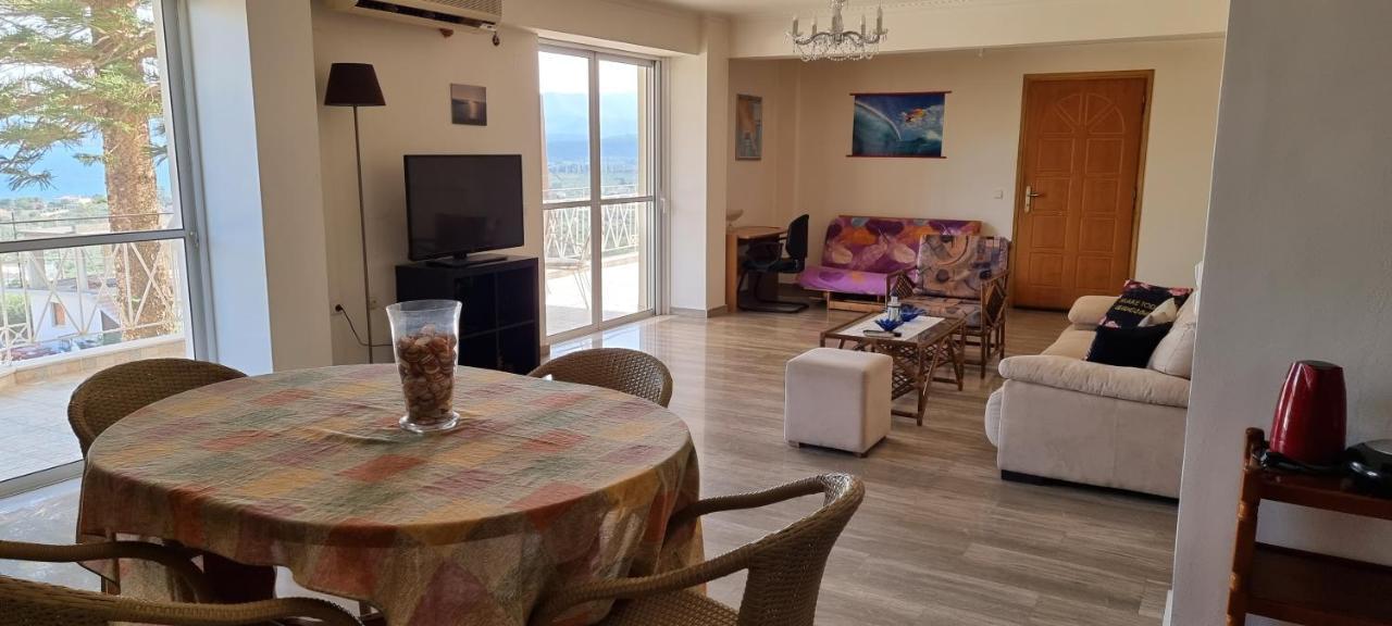Sea View Apartment ยีธิโอ ภายนอก รูปภาพ