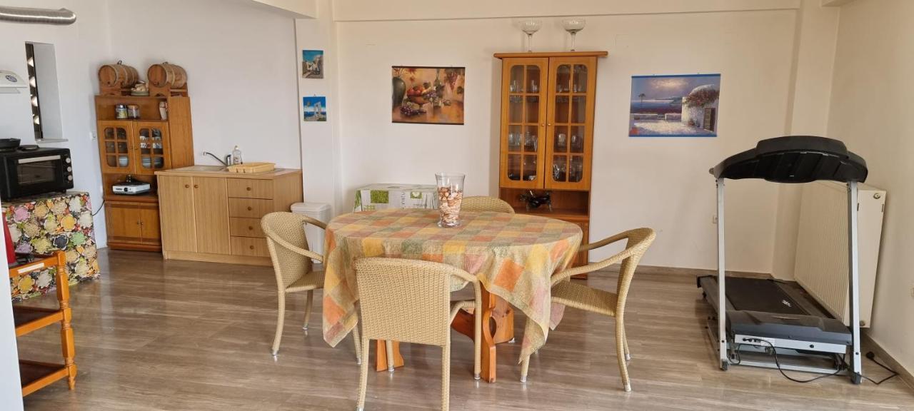 Sea View Apartment ยีธิโอ ภายนอก รูปภาพ