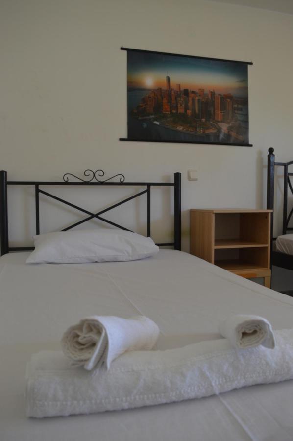 Sea View Apartment ยีธิโอ ภายนอก รูปภาพ